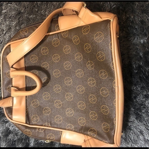 Adrienne Vittadini Chocolate Pebble Grain Backpack main image 7